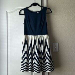 Mini dress, navy blue and cream